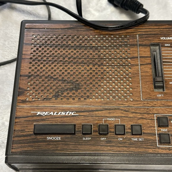 Vintage Realistic Chronomatic 251 Dual Alarm Clock AM/FM Radio #12-1559 Working - Picture 4 of 16